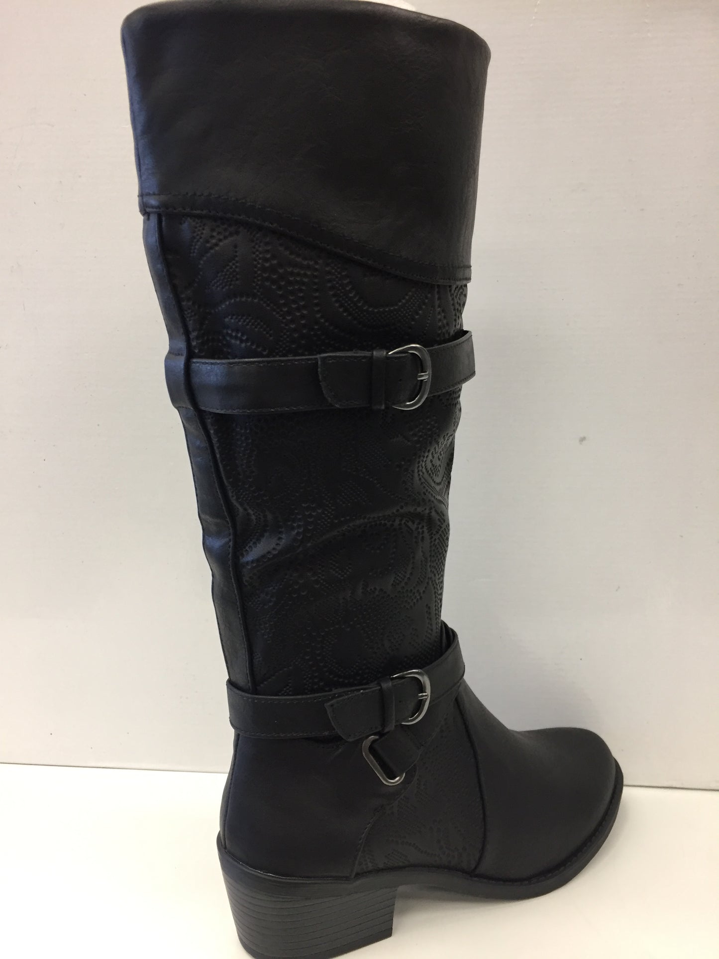 Easy Street Kelsa Plus - Simply Wide