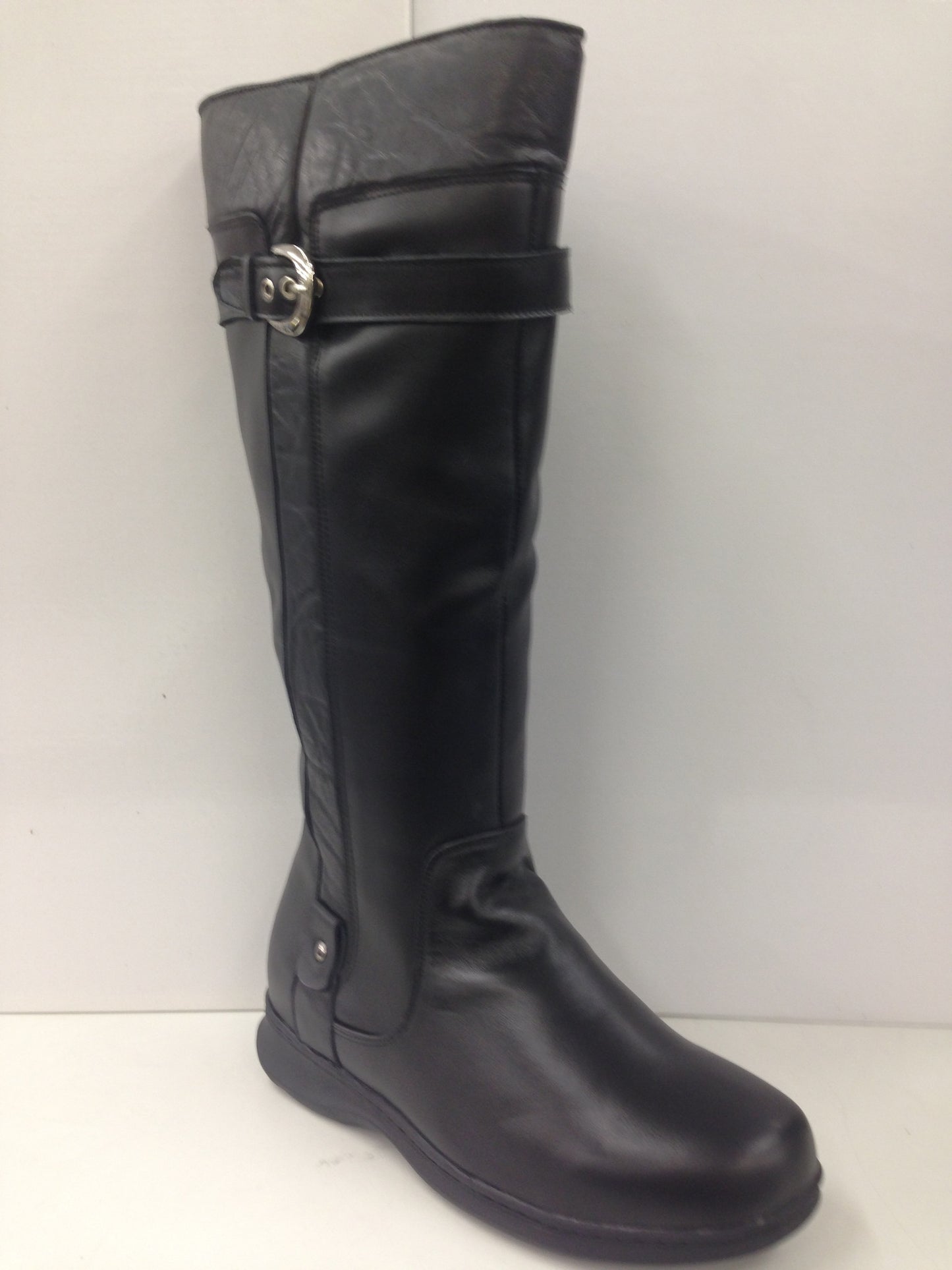 Peerage LB7050 - Simply Wide - 5