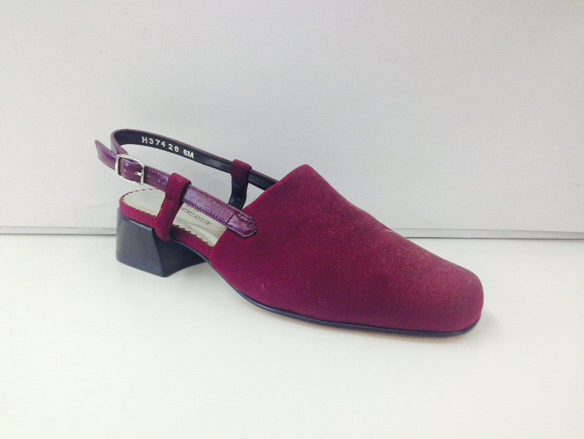 Ros Hommerson Nickiya (Wine) - Simply Wide - 2