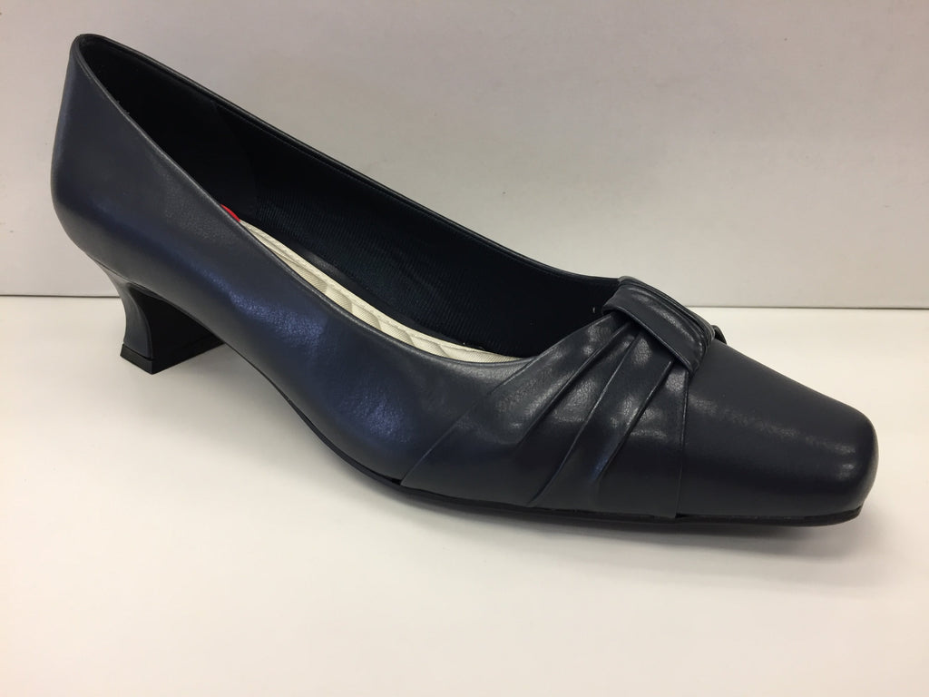 Easy street waive pumps hot sale